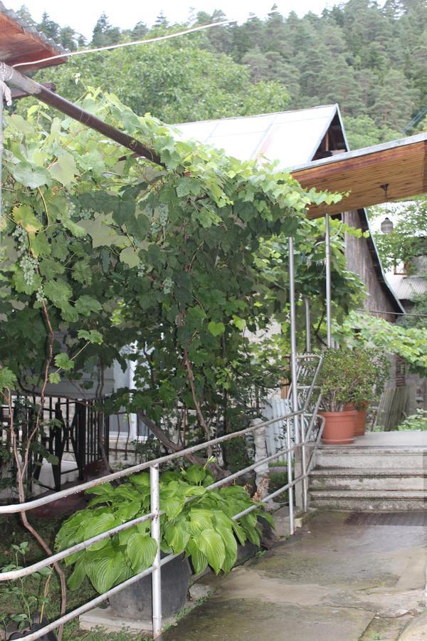 ホテル Mariko ボルジョミ エクステリア 写真